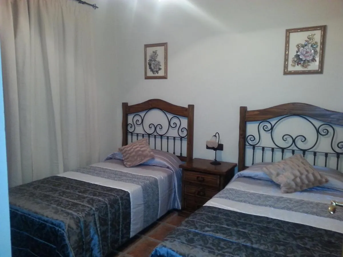 Cortijo Rural Los Gonzalez Rincon de la Victoria Lodge